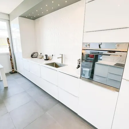 Apartment #gx Le Belgrade Spacious T4 In The Centre
